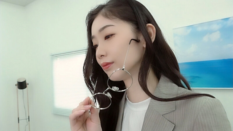 小松杏のすべて 女上司が妻子持ち部下を誘惑してNTR＆痴女ソープ調教プレイのサムネイル画像