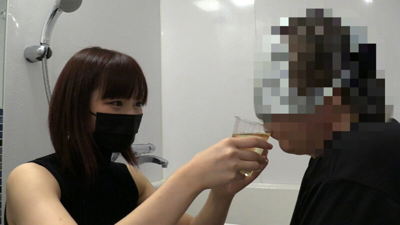 スカトロ美女お届けします［排泄マニア］あやめさん 【スカトロ風俗体験動画】のサムネイル画像