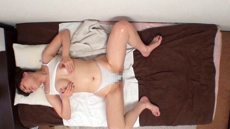 そのチ〇ポ使って奥までほぐしてください！のサムネイル画像