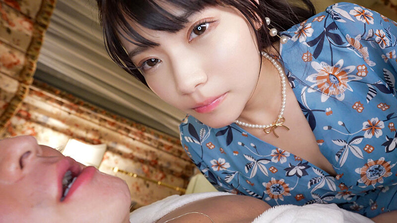元芸能人、若妻 ひなの 25歳 ヤリチン男たちと浮気3P汗だく中出しハードSEXのサムネイル画像
