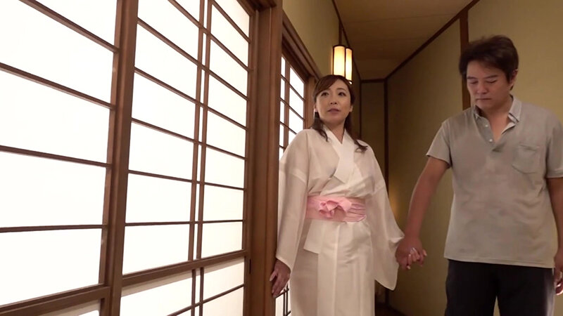 【巨乳】隣の奥さんは巨乳で黒乳首で童顔で床上手 小林真梨香 即即編のサムネイル画像