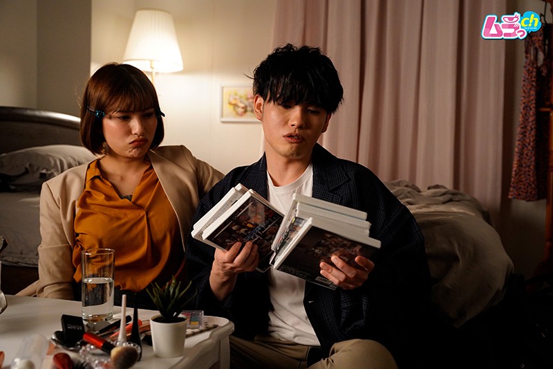 同僚の男女が女性向けAVに触発され摸倣するようにじっくり丁寧なねっとり愛撫に乱れた夜。のサムネイル画像