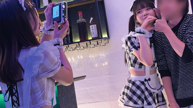 コンカフェ嬢襲撃【秋葉原・メイド・アイドル志望】のサムネイル画像