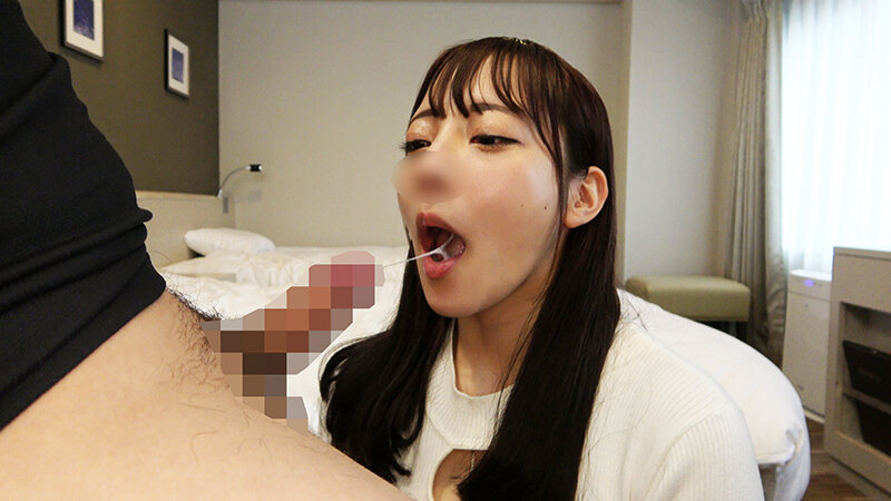下品なオナホ顔でジュボジュボしゃぶりつく！フェラチオが上手すぎる素人娘10名3のサムネイル画像