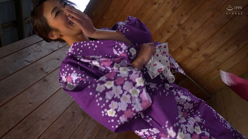 汗の滴るIカップ美爆乳 羞恥と罪悪感の中で悶えて声を我慢して絶頂！！ 小早川怜子のサムネイル画像