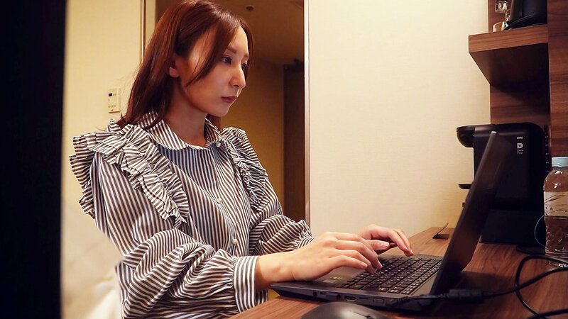 ビジネスホテル流出動画 誰にも見せない秘密オナニー ＃4のサムネイル画像