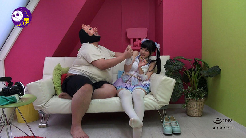 キモ男ヲタ復讐動画 奇獣ノ箱詰-キモデブが愛したアニコス- 8時間のサムネイル画像