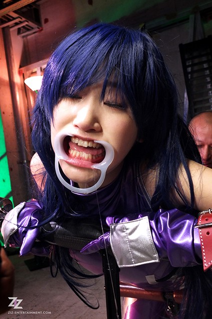 鋼鉄の魔女アンネローゼVS対魔忍アサギ ～2大ヒロイン屈辱のアヘ顔陥落～ 波多野結衣 三原ほのか 佳苗るかのサムネイル画像