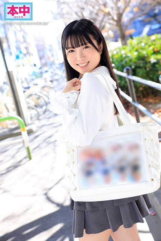 週4で池袋ア●メ●トに通うアニメ・ゲーム BL大好きオタク女子 経験人数は2人だけど二次創作アニメで蓄えた性の知識を活かして中出しAV DEBUT 桜かなのサムネイル画像