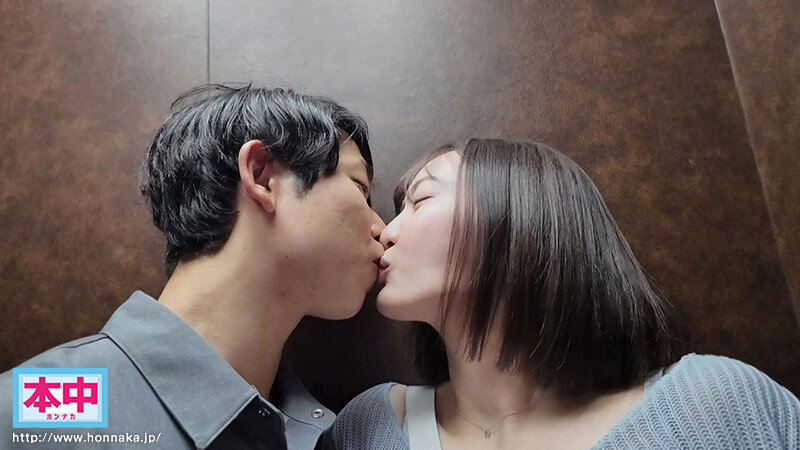 横浜デートして、野外キスして、イチャついて流れでラブホに入って一発射精してももう1回ヤリたい… ノーカットハメ撮り中出し2本番と顔射。美谷朱音と休日のプライベートSEX120分のサムネイル画像