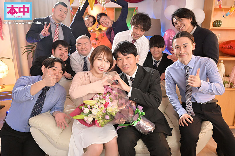 幸せ絶頂のはずの僕の婚約者が目の前で社員の絶倫チ〇ポに犯●れ何度もイカされ中出しされまくって自ら腰振り転じるまでの一部始終。 社内結婚パーティーNTR 宍戸里帆のサムネイル画像