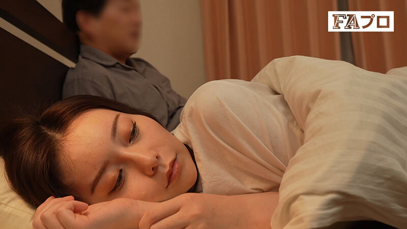 人妻 寝取られ志願 30代若妻ハウスキーパーに仕組まれた罠 秋元さちかのサムネイル画像