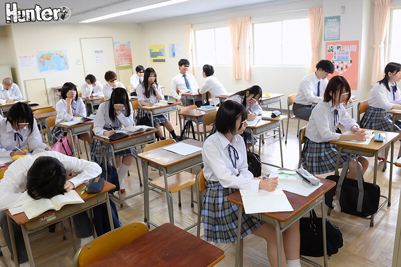 だれとでも定額挿れ放題！3周年記念！10人特大ver！月々定額料金さえ支払えば、校内の女子生徒や女教師でも誰でも挿れ放題！のサムネイル画像