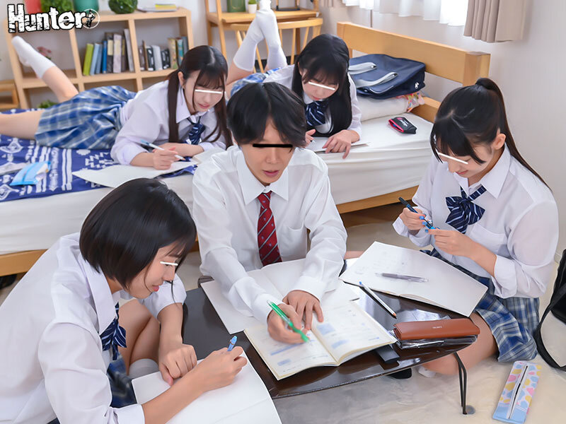 「そんな勉強よりエッチな勉強しようよ」真面目な勉強会がエッチなおち○ちん勉強会に！勉強に飽きたクラスメイト女子が勉強のストレスと性欲を…のサムネイル画像