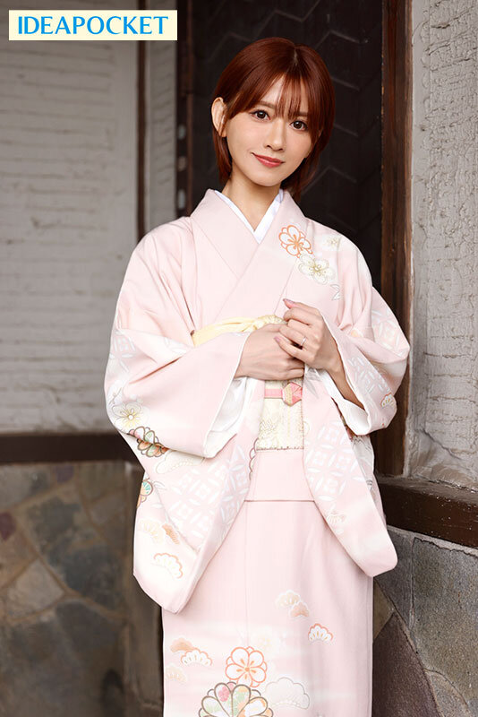 相撲部屋の美人女将が性欲旺盛な力士たちに圧迫種付けプレスされ続ける日常。 希島あいりのサムネイル画像