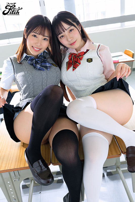 絶対領域美少女のW挑発寸止め ～魅惑のむっちり太ももに喰い込むニーハイ～ 高瀬りな さつき芽衣のサムネイル画像