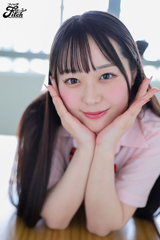 絶対領域美少女のW挑発寸止め ～魅惑のむっちり太ももに喰い込むニーハイ～ 高瀬りな さつき芽衣のサムネイル画像