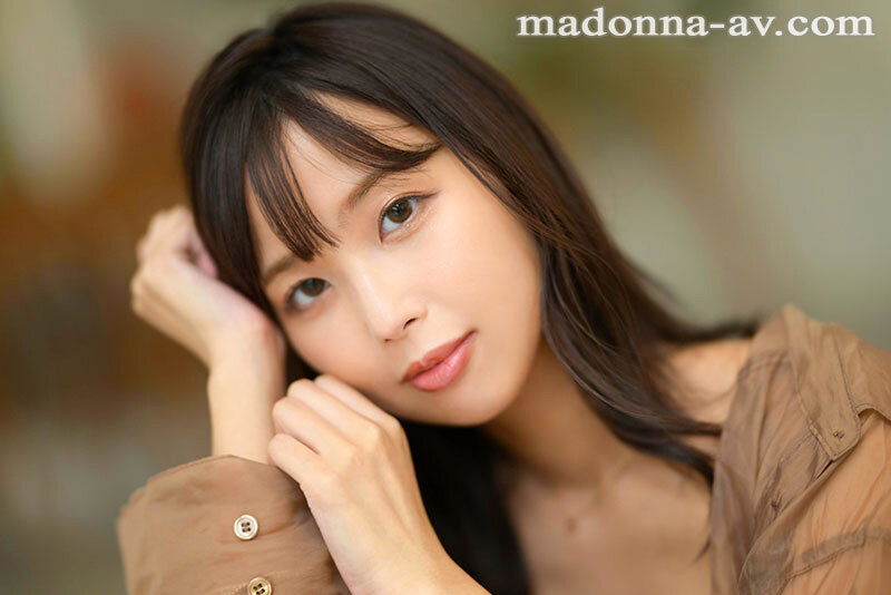市来まひろ マドンナ専属 The First Anniversary 8時間 ～美少女から色気溢れる大人のオンナへ成長を遂げる13本番SPECIAL～のサムネイル画像