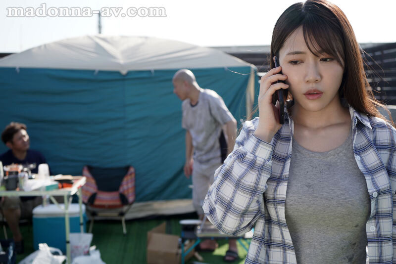 Gカップ専属×本格NTRドラマ―！！ 町内キャンプNTR テントの中で輪●された妻の衝撃的寝取られ映像 一乃あおいのサムネイル画像