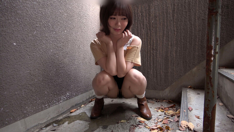 どこでもおしっこ！素人娘の大放尿33人 スロー再生でじっくり鑑賞できるマニア向け映像8のサムネイル画像