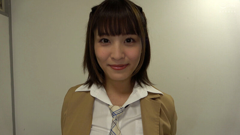 オナサポ！！ 女子○生 着衣で全裸で挑発的ダンス 12のサムネイル画像