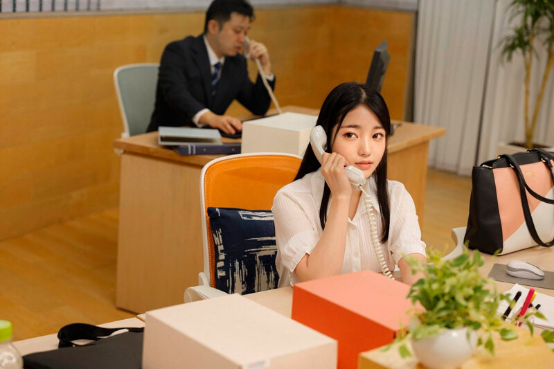 【妄想AI】女運がゼロのボクに優しくしてくれる入社2年目後輩OL 野々宮花梨とのAIオフィスラブーOffice Loveーのサムネイル画像