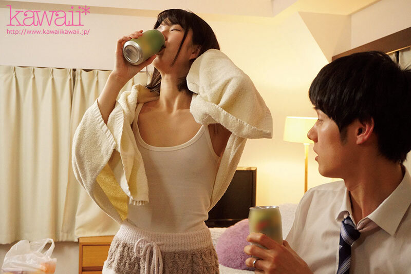 kawaii* ヒットシリーズコレクション 終電なくなり可愛い女子の部屋に… 無防備すぎる部屋着、すっぴんとおっぱいに興奮した僕は一晩中モウレツにハメ狂った… コンプリート8時間BESTのサムネイル画像