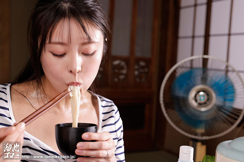 田舎に帰省してきた発情期痴女（兄嫁）とドロドロSEXをしたあの夏ー。【汗だくだく、ザーメンドクドク】 潤うるるのサムネイル画像