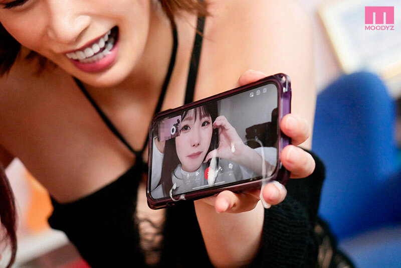 出会って速攻、痴女られ続けるハーレム逆3P中出しセックス！ 弥生みづき 美園和花のサムネイル画像