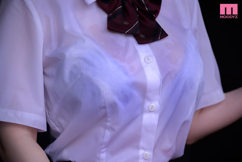突然の大雨…濡れ透けNTR いつもJ●彼女を送ってさよならする田舎の終着駅で知らない中年オヤジのチ●ポの虜になっているなんて… 水卜さくらのサムネイル画像