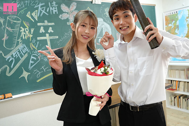 「もう生徒と先生じゃないからね」 気さくで頼れる人気のオンナ教師（性欲モンスター）に三年間狙われていた童貞（絶倫デカチン）の僕は卒業した瞬間に誘われて3日で30発抜かれまくった 葵いぶきのサムネイル画像