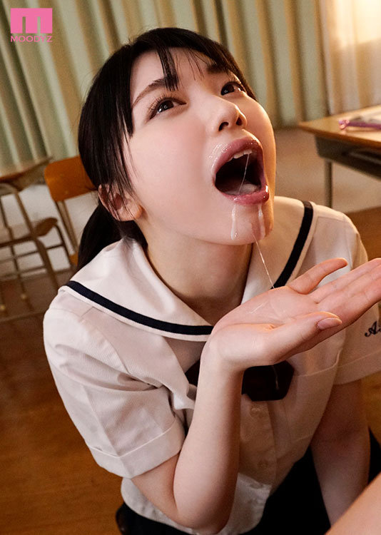 「舐めるのスキだからベロベロ全集中だよ！」 チンしゃぶ大好き制服少女の竿パク玉吸いアナル舐めフルコースで絶倫おじさん金玉爆発！ 石川澪のサムネイル画像