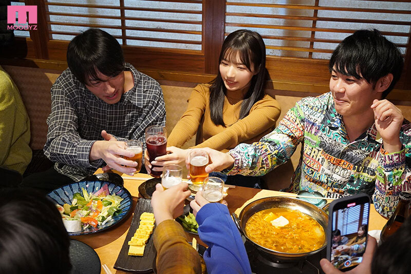 新入生の現役女子大生の初めて参加した大学の飲み会がぶっかけ中出し輪●サークルに変わった日。 三浜唯のサムネイル画像