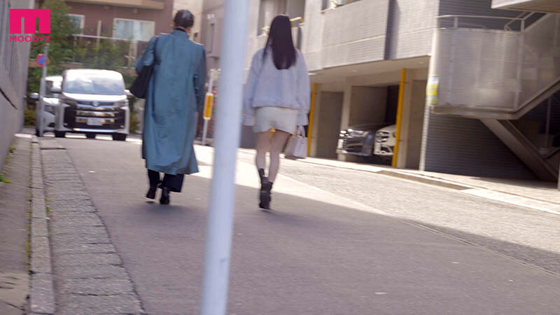 「ほんとにココでヤるんですか！？」 AV業界の至宝！人気No.1石川澪のプライベートに無許可で密着エロドキュメント！ありえない場所で卑猥どっきりイタズラ即ズボッ24時 石川澪のサムネイル画像