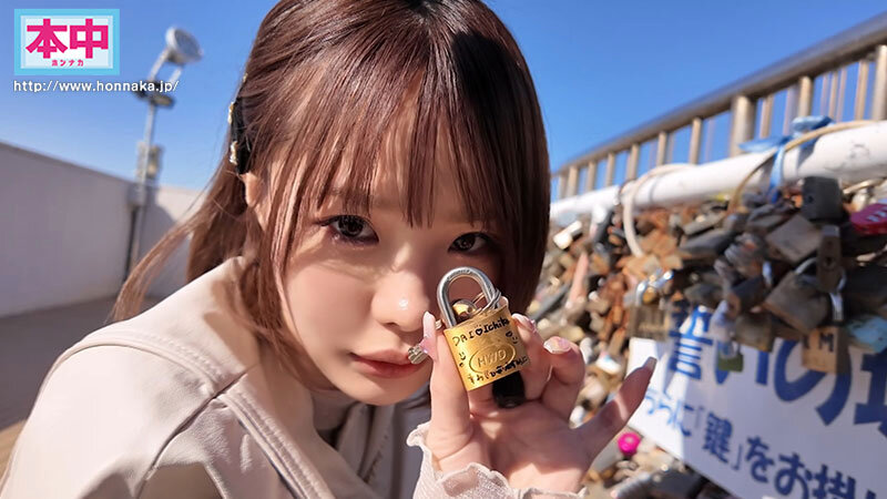最後に楽しい思い出作ろう 長年付き合った彼氏と別れ間近に限られた時間の中で擦れるほどハメまくった愛情中出し温泉旅行 松本いちかのサムネイル画像