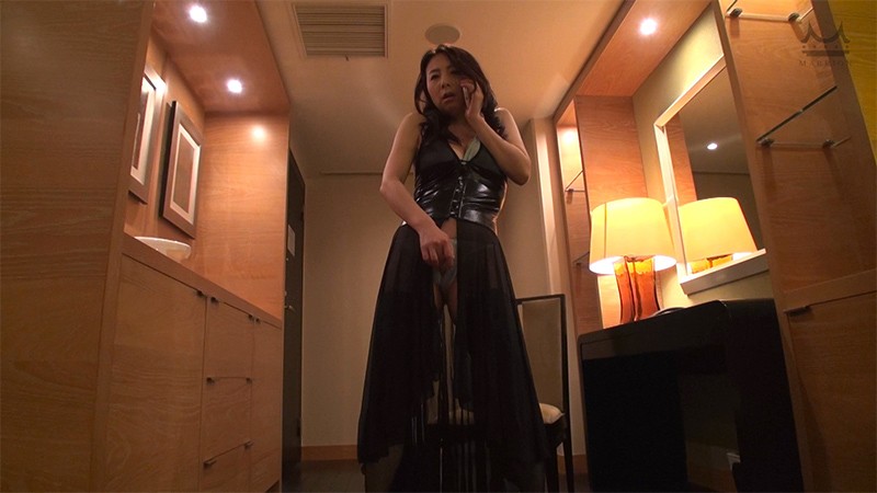 卑猥語女 一条綺美香のサムネイル画像