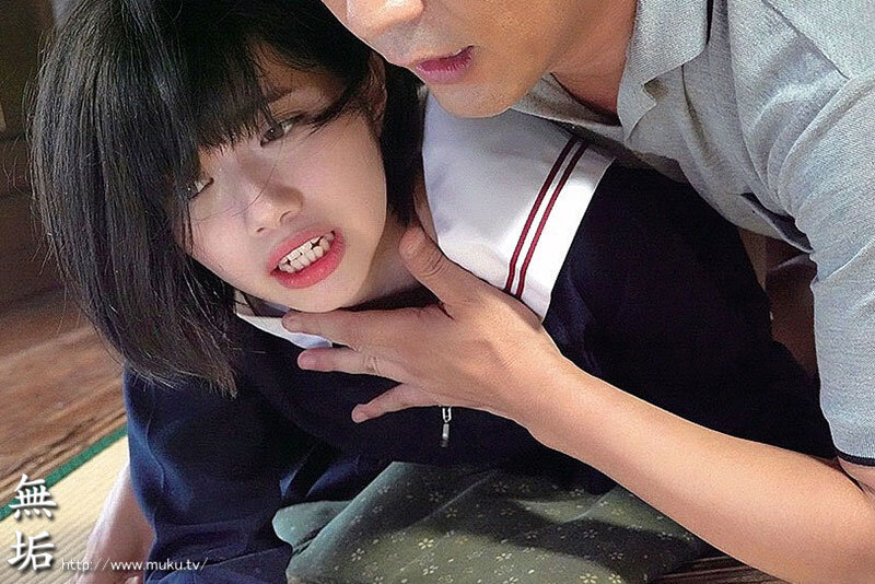 性欲の溢れたエロ過ぎ制服美少女が汗だくになって男を貪る絶倫性交 総集編8時間のサムネイル画像