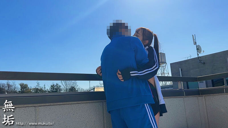 部活帰りの汗だく美少女と練習着のまま即ハメ青春SEX！ 運動部女子6人 カップル中出しBESTのサムネイル画像