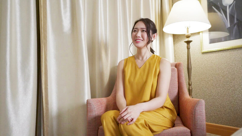 人妻の花びらめくり 三池小春のサムネイル画像