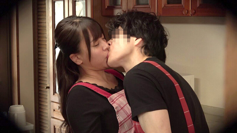 このたびウチの妻（28）がパート先のバイト君（20）にねとられました…→くやしいのでそのままAV発売お願いします。（NKKD-342）のサムネイル画像