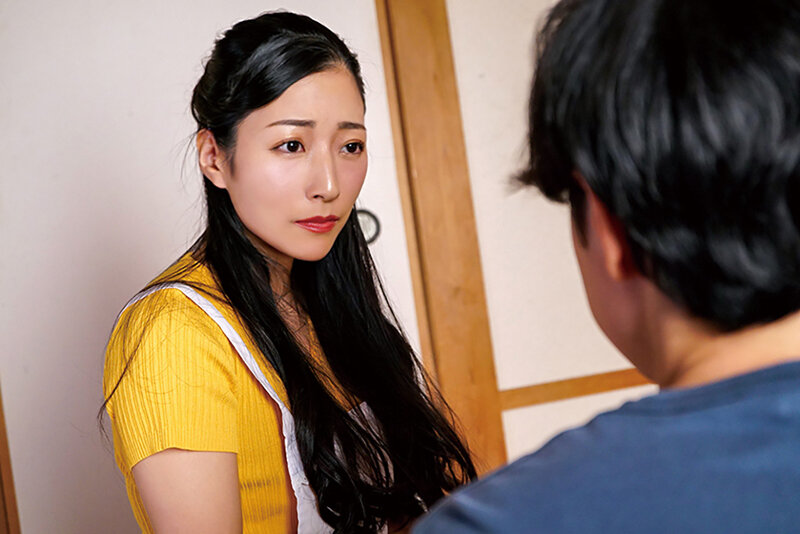 デカチン近親相姦 息子の硬くソリ返るズル剥けチ●ポにねとられた母 東条実澪のサムネイル画像