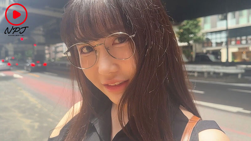 【個撮】 担当ホストに貢ぎたくて、個撮に応募してきた裏垢女子。 「金額次第で何でも…」 撮影始めたら変態娘で理性は薄れSEX没入。 【許可済み販売】のサムネイル画像