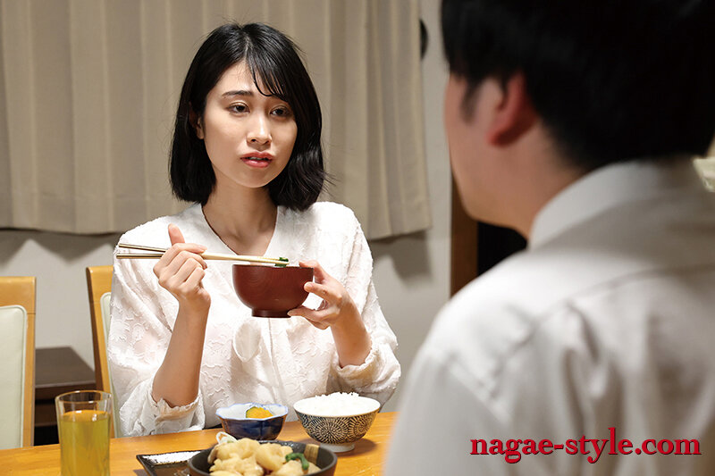 あなたの嫌うあの人と・・ 権力に屈して弄ばれた妻 櫻井まみのサムネイル画像