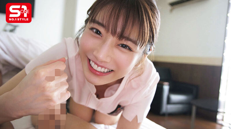 溜まった入院患者のためにこっそり抜いてくれる最高に優しい美人ナース達 男の理想を突き詰めた究極シチュエーション12時間スペシャルのサムネイル画像
