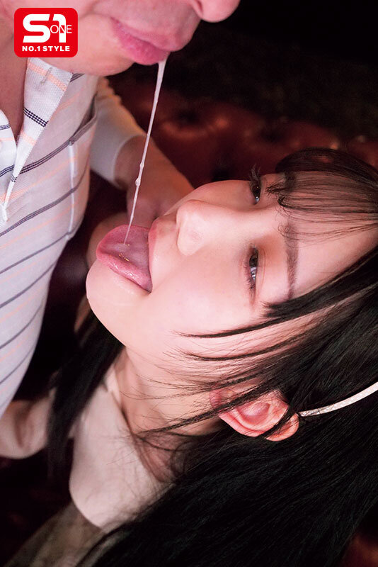 かわゆいカラダもお顔もキモおっさんからグチャグチャに舐め汚される 熟練ベロチューでトロけちゃう女の子たち 46本番8時間のサムネイル画像