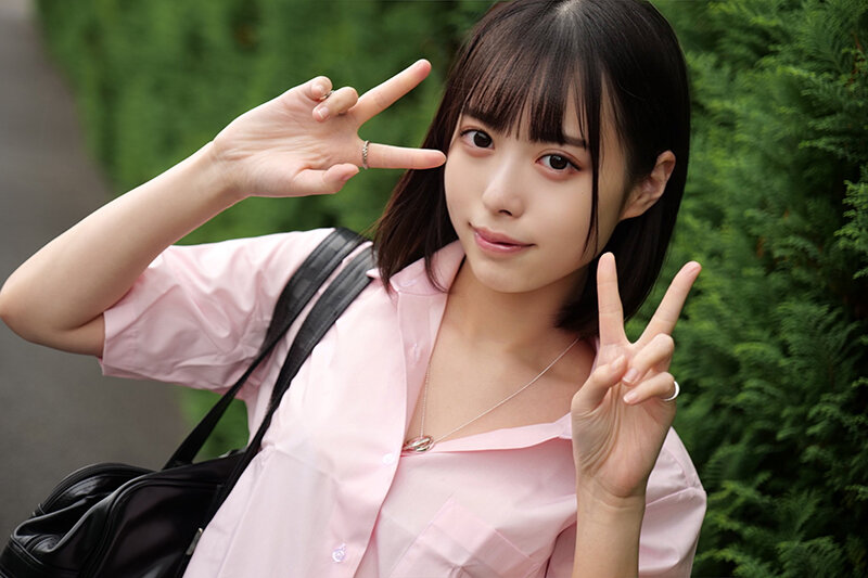 放課後ムレムレおパンツくださ～いっ！超可愛い制服美少女たちをガチナンパ！！その場でガチ交渉して脱ぎたてほっかほかのパンティーをゲット＆即ハメ中出し！神級J系19人SP13時間BEST！のサムネイル画像