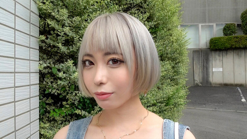 完全プライベート映像 金髪エロカワオンリーワン・川菜美鈴ちゃんと初めての二人きりお泊まりのサムネイル画像