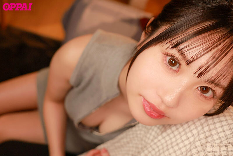 「パイズリだけなら浮気じゃないから」誘惑に負けて彼女の親友の乳マ●コ浮気パイズリで毎日精液絞られてる俺って終わってる…。 夕木こいろのサムネイル画像