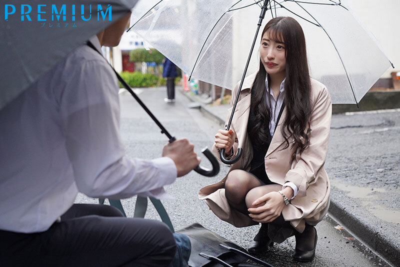 倒れた一花先生を介抱して家に送ったら…スレンダー美脚と健気さに勃起が止まらず朝まで何度も中出ししてしまった性欲モンスターなボク。 星宮一花のサムネイル画像