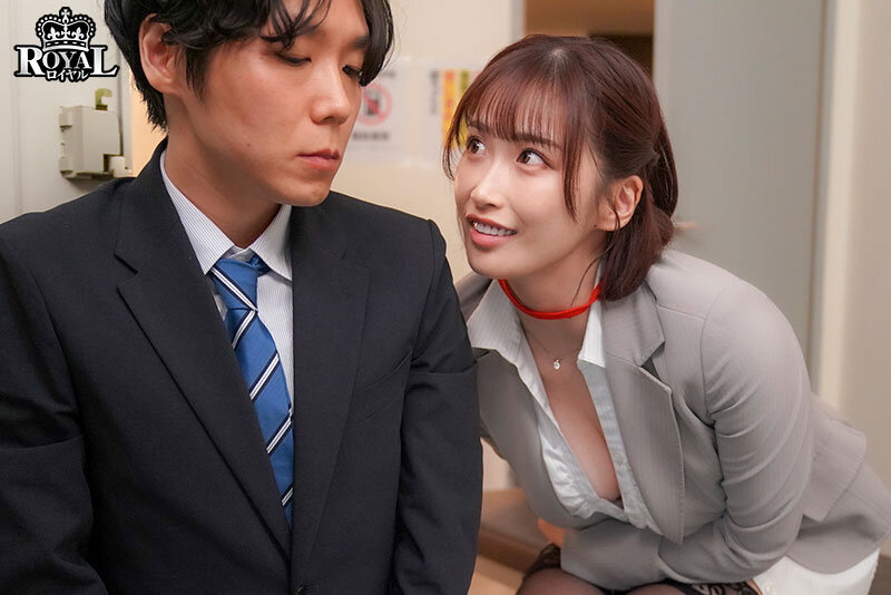 「誰か来たら私の人生終わっちゃうけど、気持ち良すぎてもう…」という心の声が聞こえる僕は、高圧的な女上司だけど、中身は破滅願望しかない巨乳美女をいつバレてもおかしくない場所でハメまくってやった。 美園和花のサムネイル画像